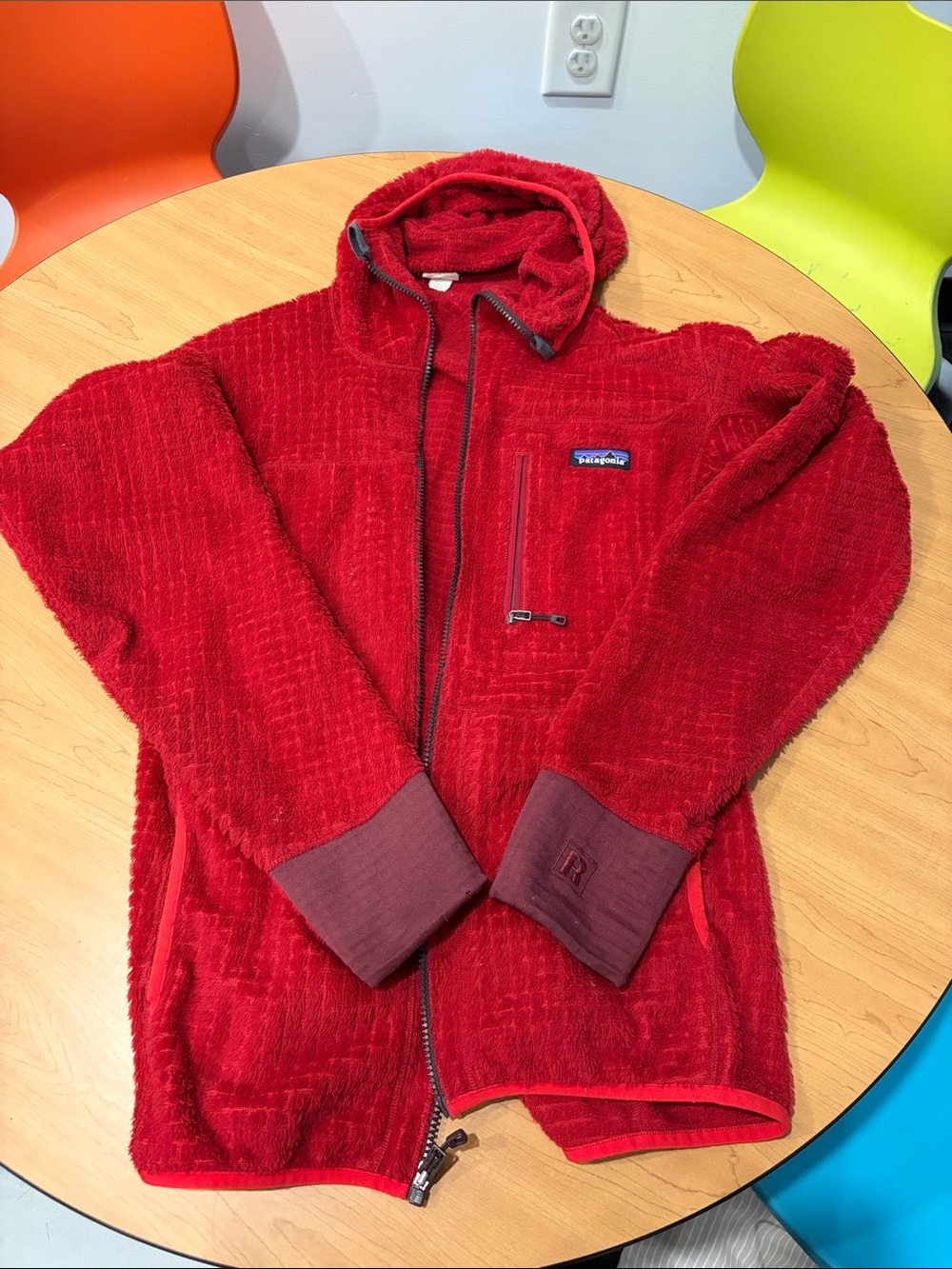 Patagonia Red R2 Hooded Performance Fleece Jacket